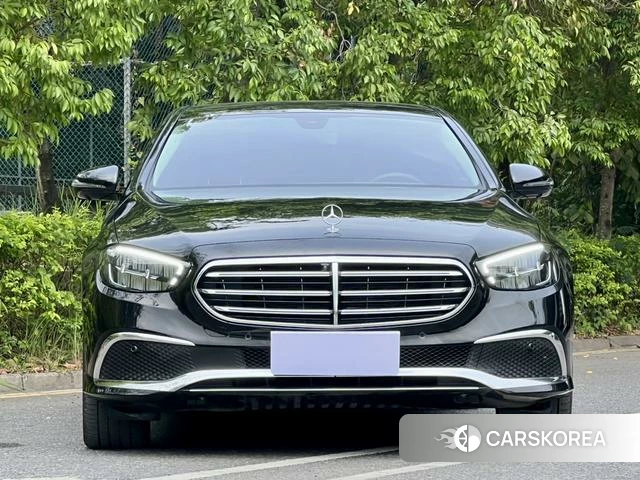Mercedes-Benz E-class id 4274162 из Китая 8