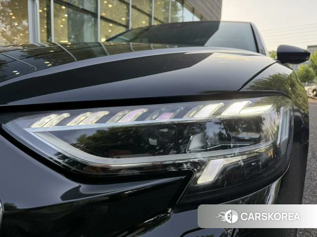 Audi A8 id 4366187 из Китая 8