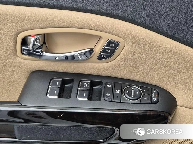 Kia The New Carnival id 3853571 из Кореи 8