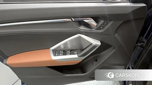 Audi Q3 (F3) id 3044498 из Кореи 8