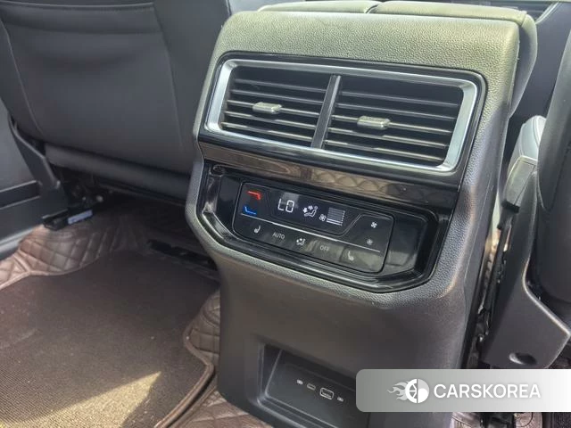 Volkswagen Teramont id 4392344 из Китая 8