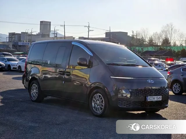 Hyundai Staria id 3610619 из Кореи 8