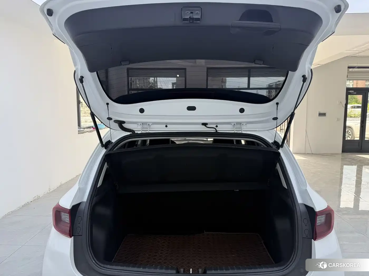 Kia KX1 id 4545930 из Китая 8