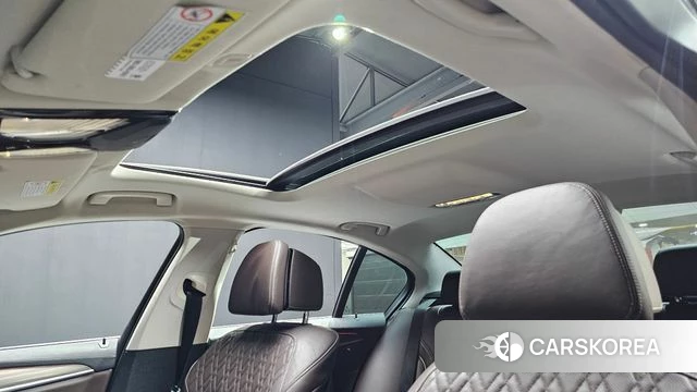 BMW 5 Series (G30) id 4233018 из Кореи 8