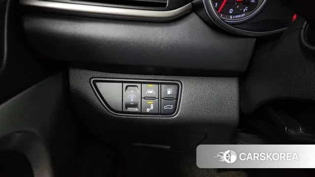 Genesis G70 id 3489602 из Кореи 8