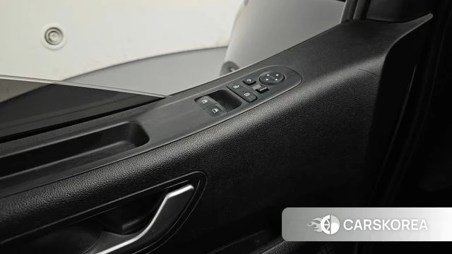 Hyundai Staria id 4202616 из Кореи 8