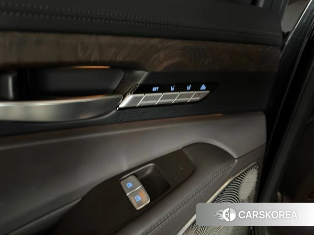 Genesis G90 id 3867022 из Кореи 8