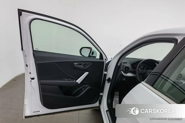 Audi Q2L id 4212274 из Китая 8