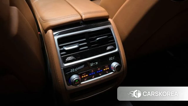 BMW 7 Series (G11) id 4180726 из Кореи 8