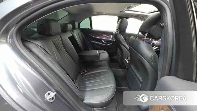 Mercedes-Benz E-Class W213 id 4741743 из Кореи 8