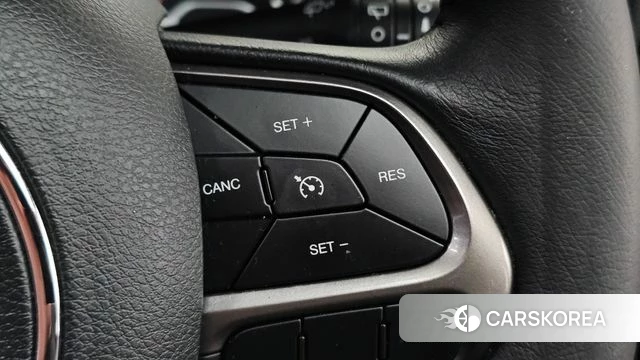 Jeep Renegade id 4581074 из Кореи 8
