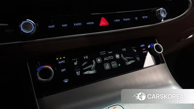 Genesis GV70 id 3359544 из Кореи 8