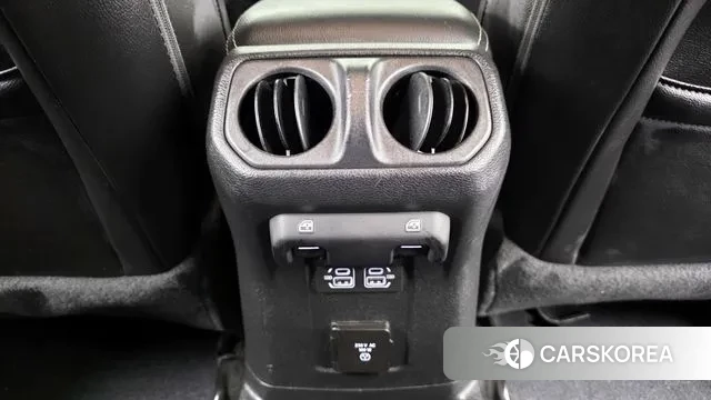 Jeep Wrangler (JL) id 3770935 из Кореи 8