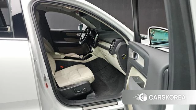 Volvo XC40 id 4607808 из Кореи 8