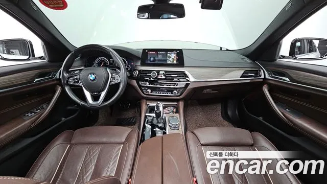 BMW 5 Series (G30) id 2686444 из Кореи 8