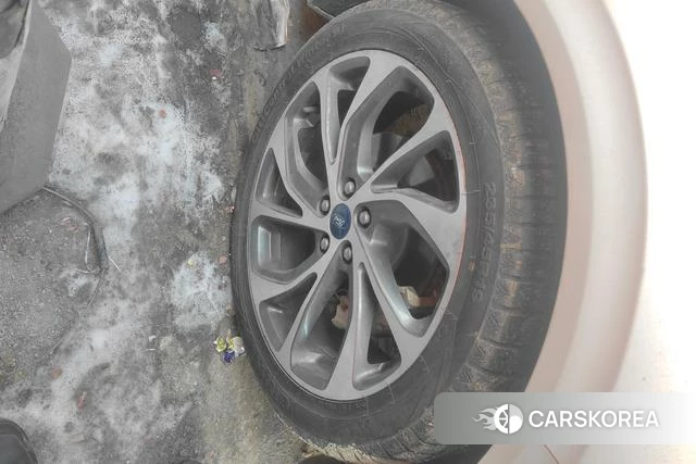 Ford Mondeo id 4207916 из Китая 8
