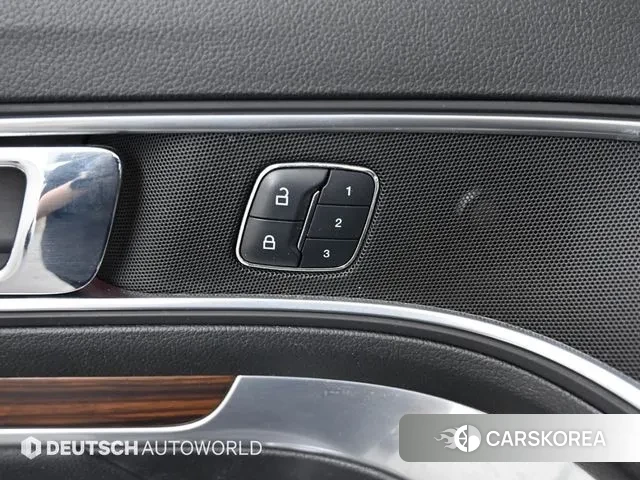 Ford Explorer id 3599129 из Кореи 8