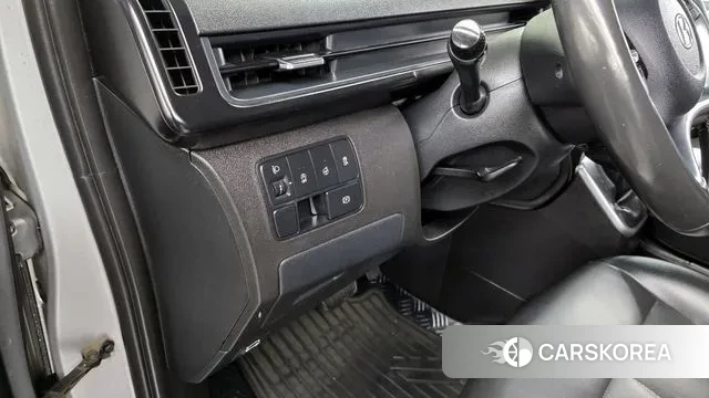 Hyundai Staria id 3415958 из Кореи 8