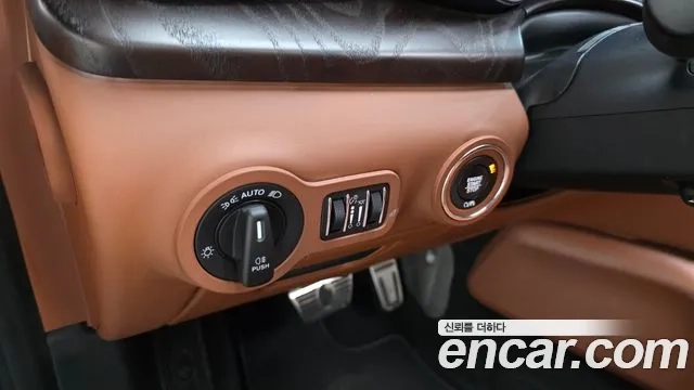 Maserati Quattroporte id 2945802 из Кореи 8