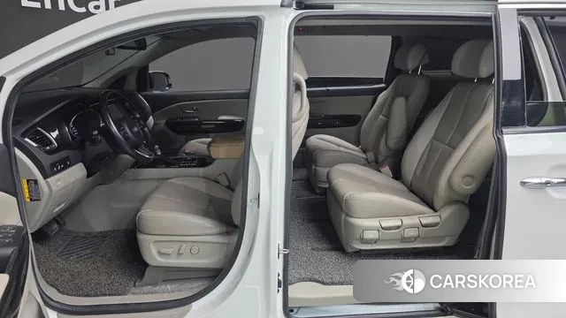 Kia The New Carnival id 3607769 из Кореи 8