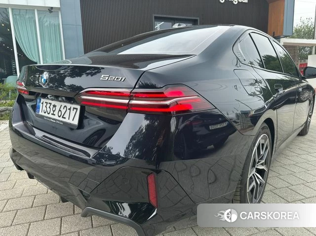 BMW 5 Series (G60) id 4607315 из Кореи 8