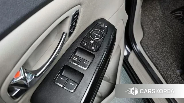 Kia The New Carnival id 3778570 из Кореи 8