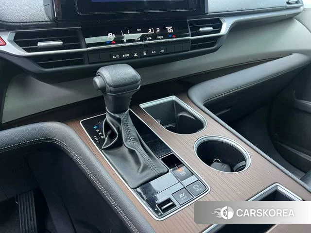 Toyota Saina id 4263432 из Китая 8