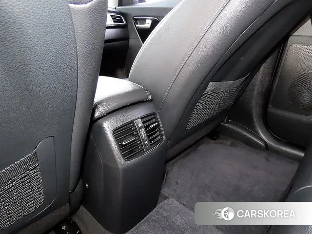 Kia Niro EV id 3367602 из Кореи 8