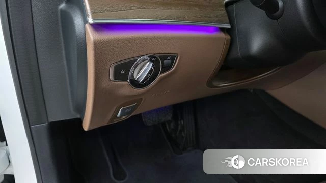 Mercedes-Benz E-Class W213 id 4613069 из Кореи 8