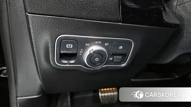 Mercedes-Benz EQA H243 id 3555408 из Кореи 8