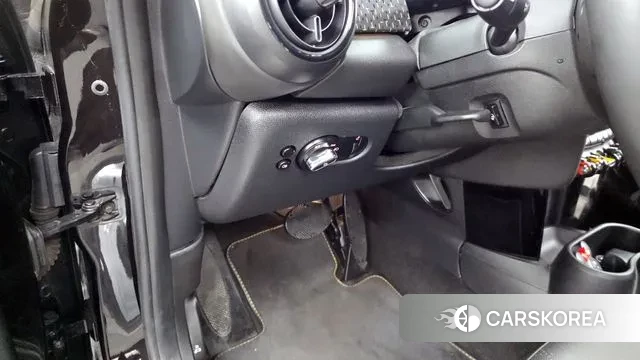 Mini Cooper Electric id 3770983 из Кореи 8