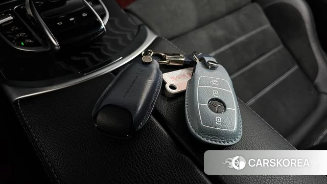 Mercedes-Benz C-Class W205 id 4330365 из Кореи 8