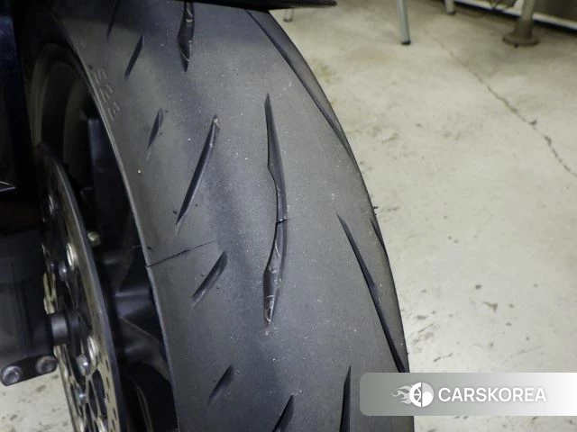 Honda CBR650R id 3947024 из Японии 8