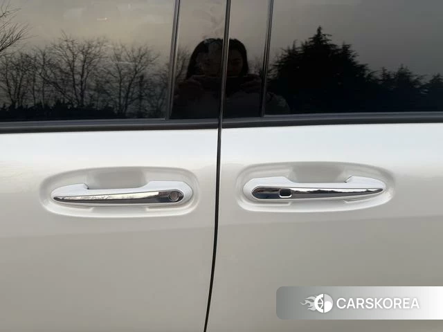 Toyota Grevia id 4259214 из Китая 8