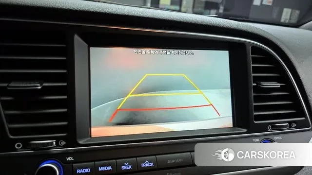 Hyundai Avante AD id 3096047 из Кореи 8