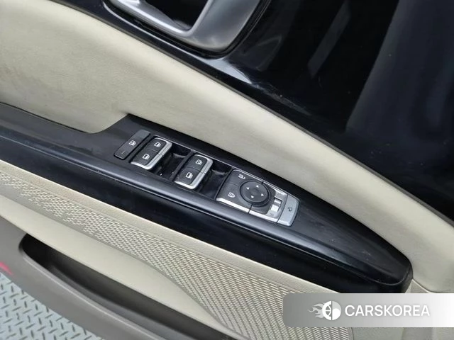 Kia Carnival 4th generation id 4577121 из Кореи 8