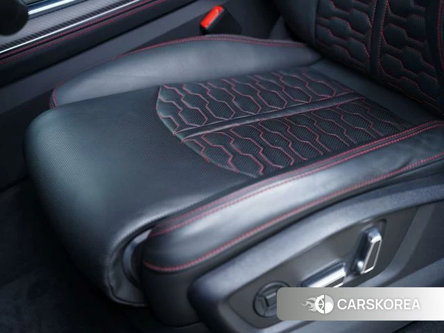 Audi RS Q8 id 4258550 из Китая 8