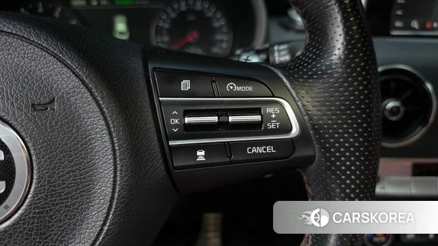 Kia Stinger id 4596379 из Кореи 8