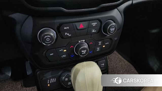 Jeep Renegade id 4502526 из Кореи 8
