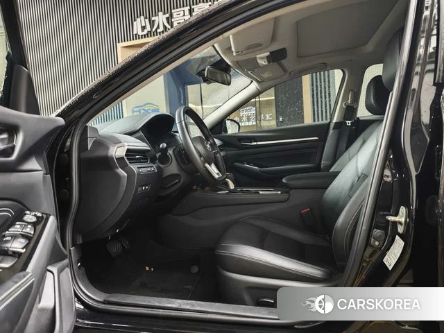 Nissan Teana id 4221825 из Китая 8