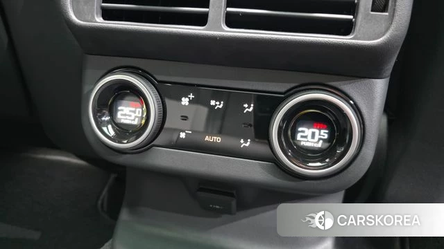 Land Rover Range Rover Velar id 3952478 из Кореи 8