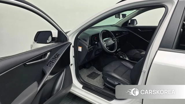 Kia Di Ol Nu Niro id 4267586 из Кореи 8