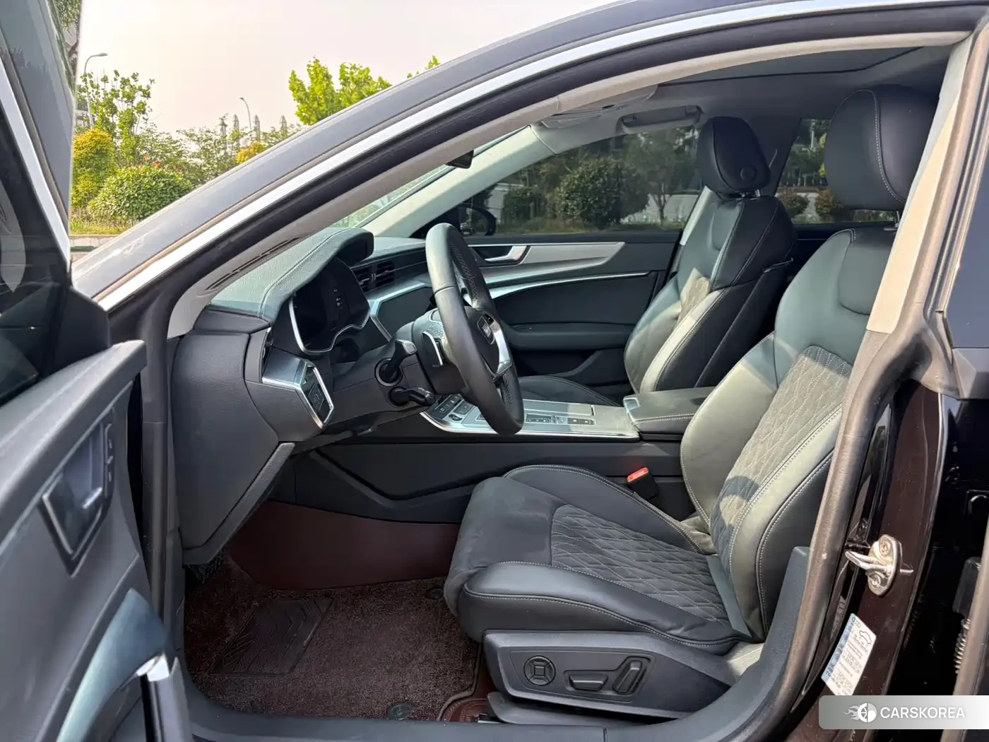 Audi A7L id 4628471 из Китая 8