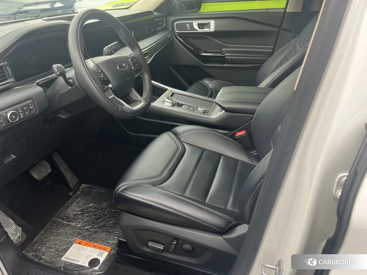 Ford Explorer id 4505034 из Китая 8