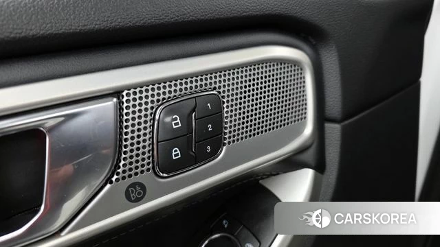 Ford Explorer 6th Generation id 3860691 из Кореи 8