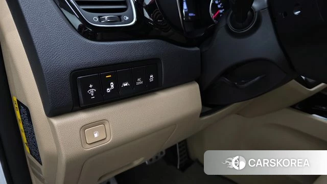 Kia The New Carnival id 4581679 из Кореи 8