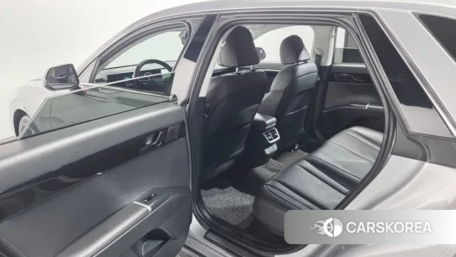 Hyundai Grandeur (GN7) id 3565822 из Кореи 8