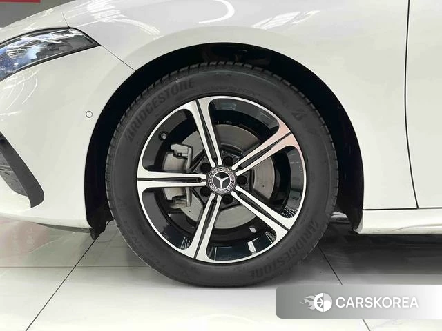 Mercedes-Benz Class A id 4333839 из Китая 8