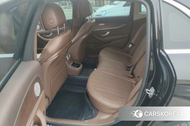 Mercedes-Benz E-class id 4257433 из Китая 8