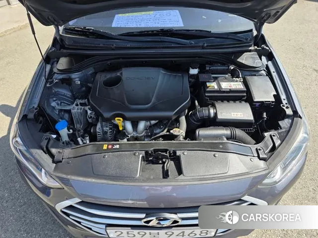 Hyundai Avante AD id 2991374 из Кореи 8